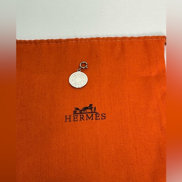Hermès Bijouterie Fantaisie Charm  Pendant with Orange Pouch silver Hermes - Picture 1 of 4